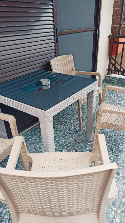 Athina Gia Appartement *